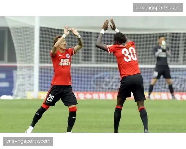 战术前瞻:长春亚泰欲以低位防守考验上海申花攻坚转换